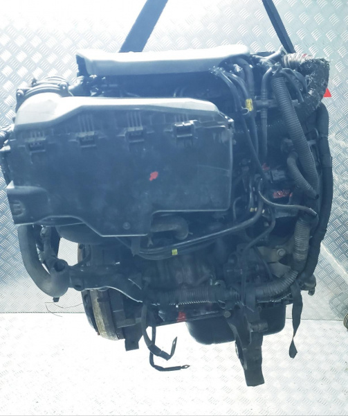 Двигатель 9HZ Citroen C4 1 1.6 Дизель