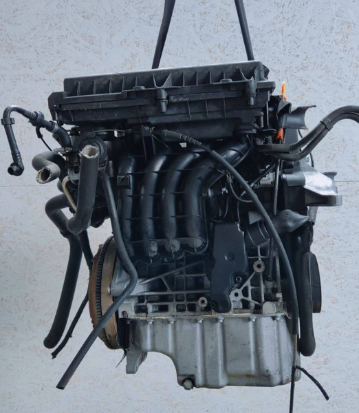 Двигатель AKQ Volkswagen Bora 1.4 Бензин
