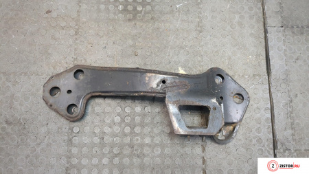 Балка под КПП BMW X5 E53 2000-2007, артикул 8595193 30 6S 3 на BMW X5 E53 2000-2007 3 л — купить, цена 700 руб.