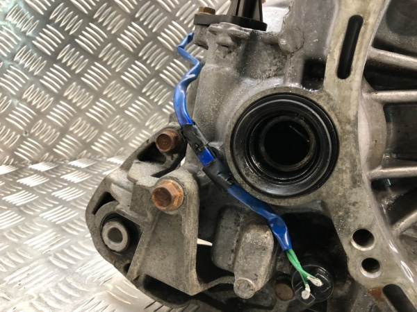 КПП (Коробка передач механическая) Mazda 3 BK 1.3 Бензин