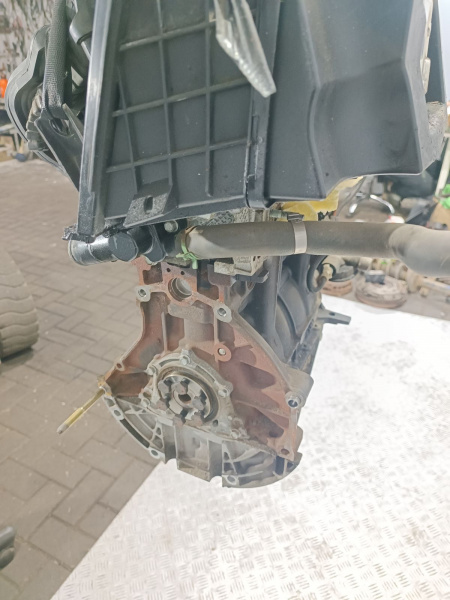 Двигатель D4F03 Renault Clio 2 1.2 Бензин