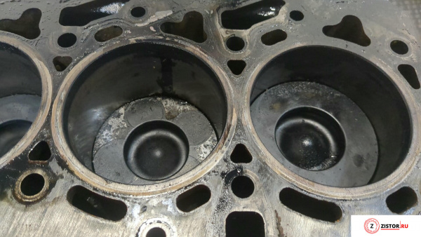 Блок цилиндров (Шорт блок) FMBA на Ford Mondeo 3 2000-2007 2 л — купить, цена 89600 руб.