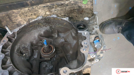 МКПП 5 ст. Suzuki Liana, артикул 8826330 M16A на Suzuki Liana   1.6 л — купить, цена 300 руб.