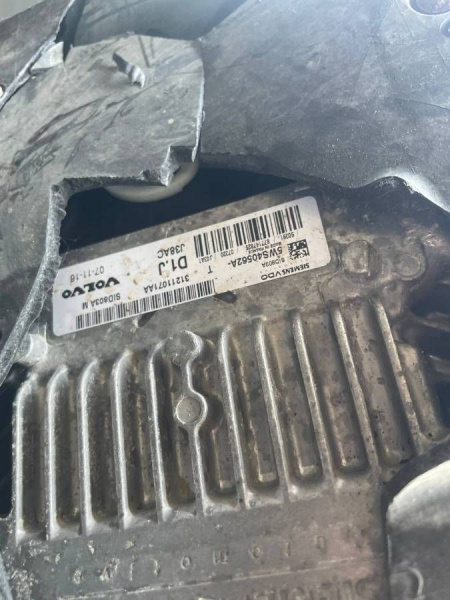 Двигатель D4204T Volvo V50 2.0 Дизель