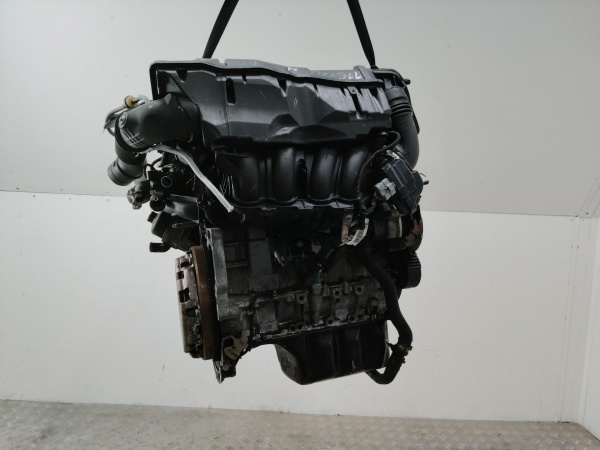 Двигатель 8FS Peugeot 308 1 1.4 Бензин