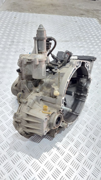 Коробка передач (робот) 82701 Lada X-RAY 1.8 Бензин