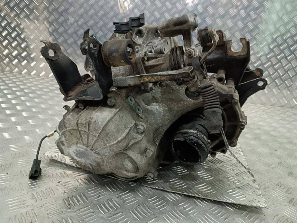 КПП (Коробка передач механическая) Toyota Avensis 1 1.8 Бензин