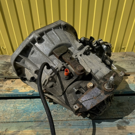 КПП (Коробка передач механическая) 8200956119 Renault Trafic 2