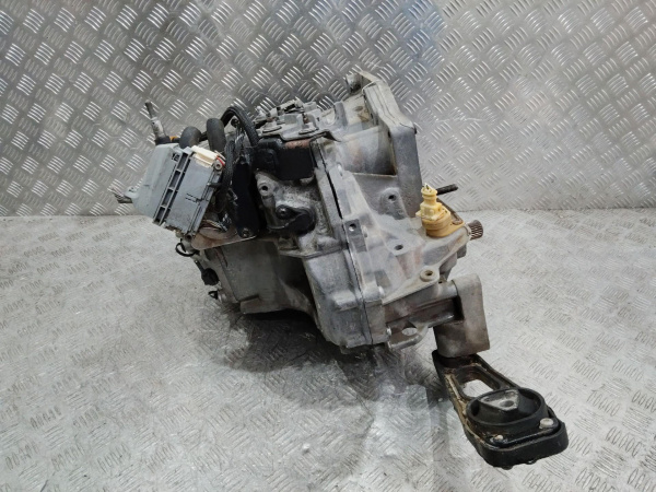 Коробка передач автоматическая (АКПП) DP0056M Renault Duster 2.0 0