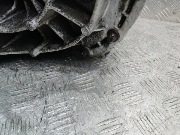 КПП (Коробка передач механическая) 321018500R Renault Trafic 3
