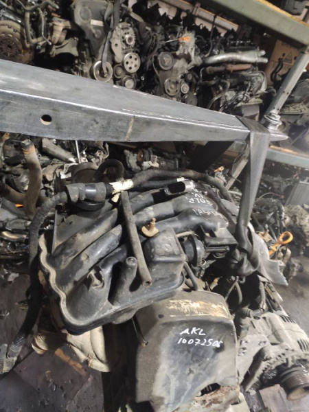 Двигатель AKL Volkswagen Golf 4 1.6 Бензин
