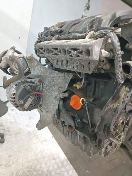Двигатель F4P775 Renault Laguna 2 1.8 Бензин