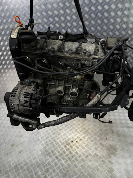 Двигатель AUC Seat Ibiza 3 1.0 Бензин