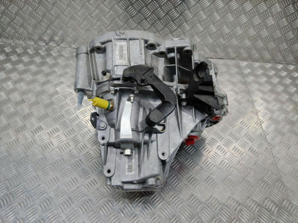 КПП (Коробка передач механическая) TL8B016 Renault Duster 2.0 Бензин