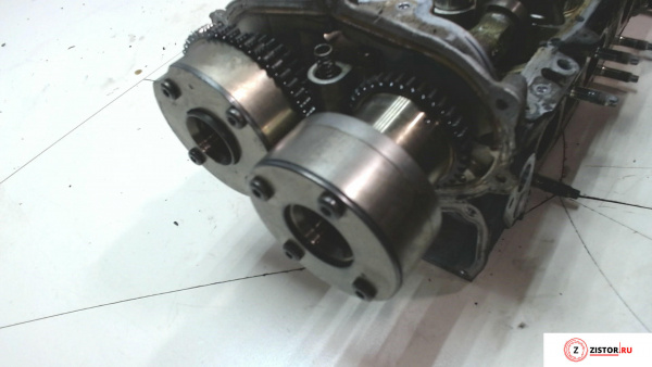 Головка блока цилиндров VQ35DE на Nissan Murano 2014-2024 3.5 л — купить, цена 500 руб.