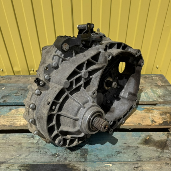 КПП (Коробка передач механическая) GWB JFS FNQ FXV GWC KCR Volkswagen Transporter T5