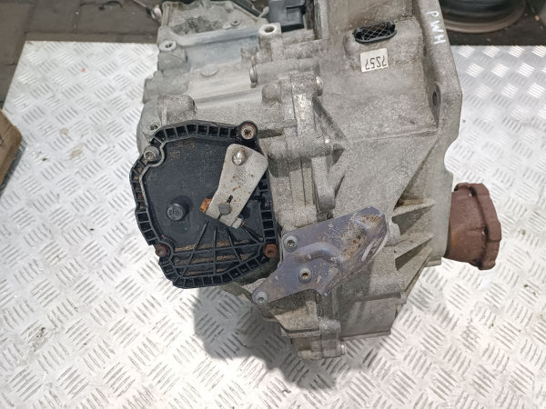 Коробка передач автоматическая (АКПП) PWH Volkswagen Caddy 3 1.6 Дизель