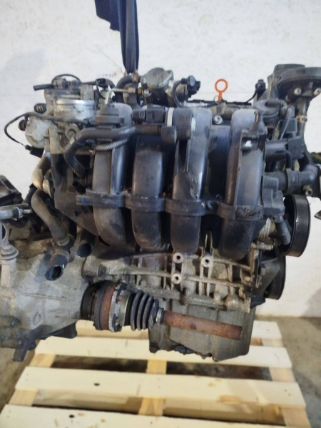 Двигатель BLF Volkswagen Passat B6 1.6 Бензин