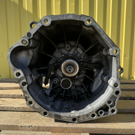 КПП (Коробка передач механическая) HVW90662606800 Volkswagen Crafter 1
