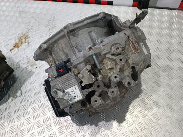 Коробка передач автоматическая (АКПП) 55559045 Saab 9-3 1 2.8 Бензин